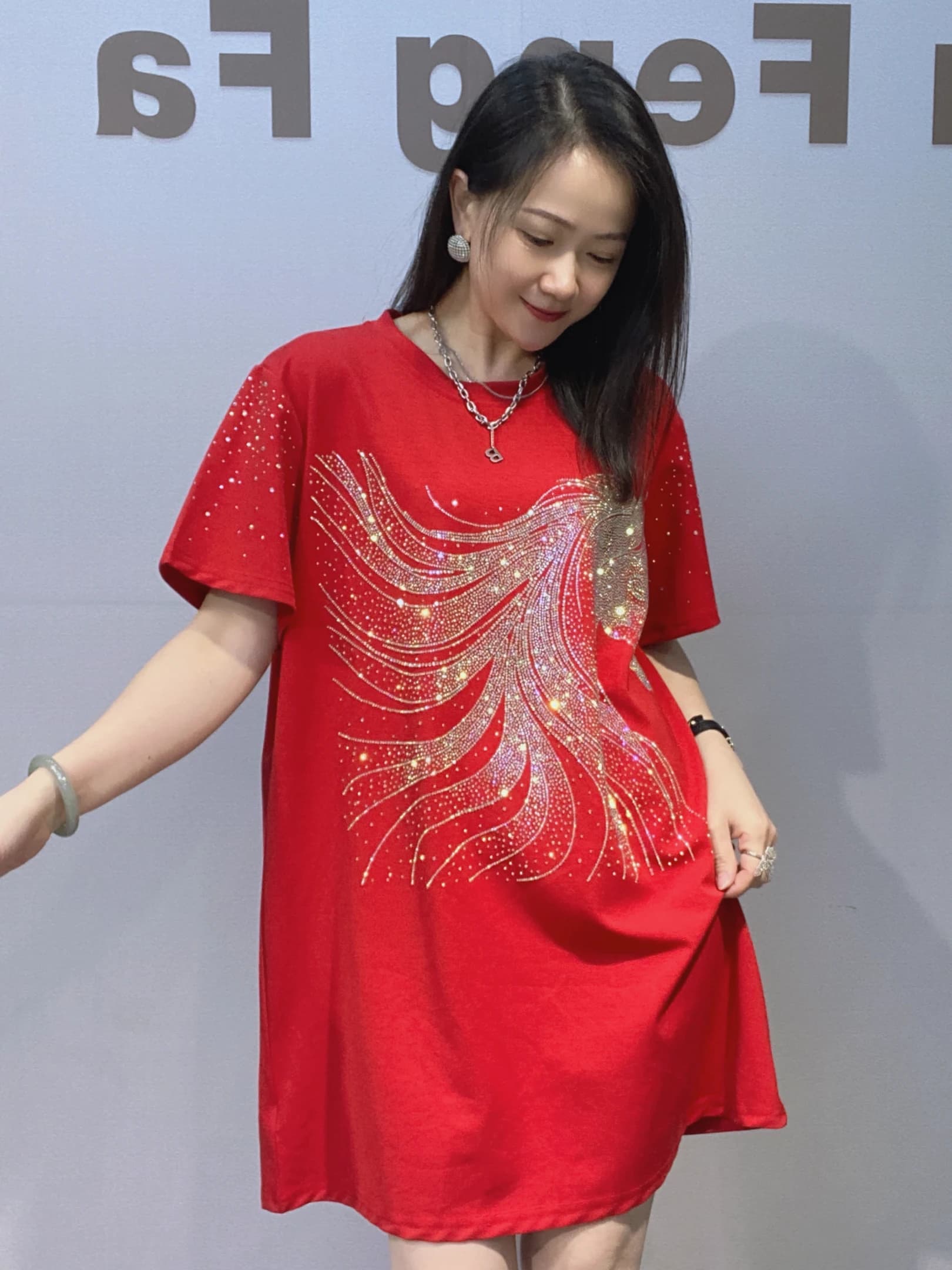 Nuovo Abito Estivo Casual con Vita Morbida e Effetto Snellente, Stile Europeo con Diamanti, Vestito a T-Shirt a Maniche Corte in Cotone Spaziale di Media Lunghezza