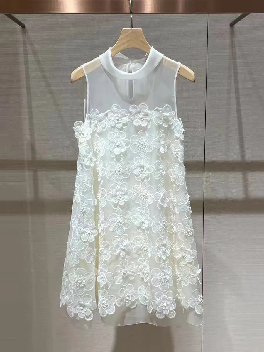 Elegant Embroidered Floral Net Gown Women's Vest Dress High Collar Princess Style Knot Backless A-Line Skirt