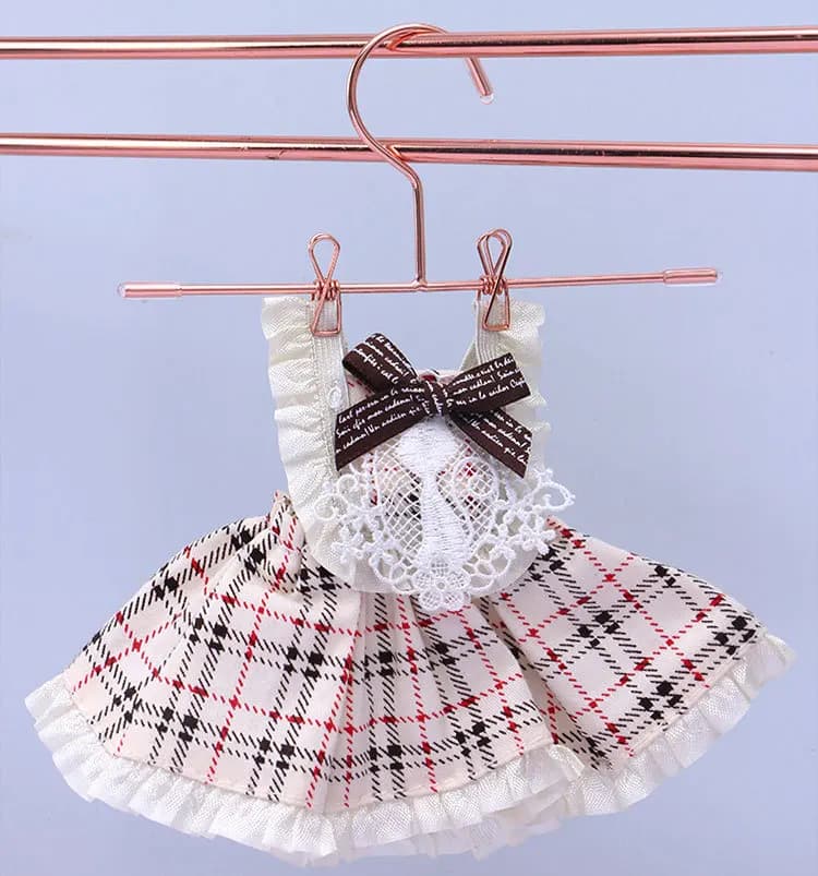 Mini clothes hangers, miniature wardrobe, small metal clothes, home dress, baby carriers