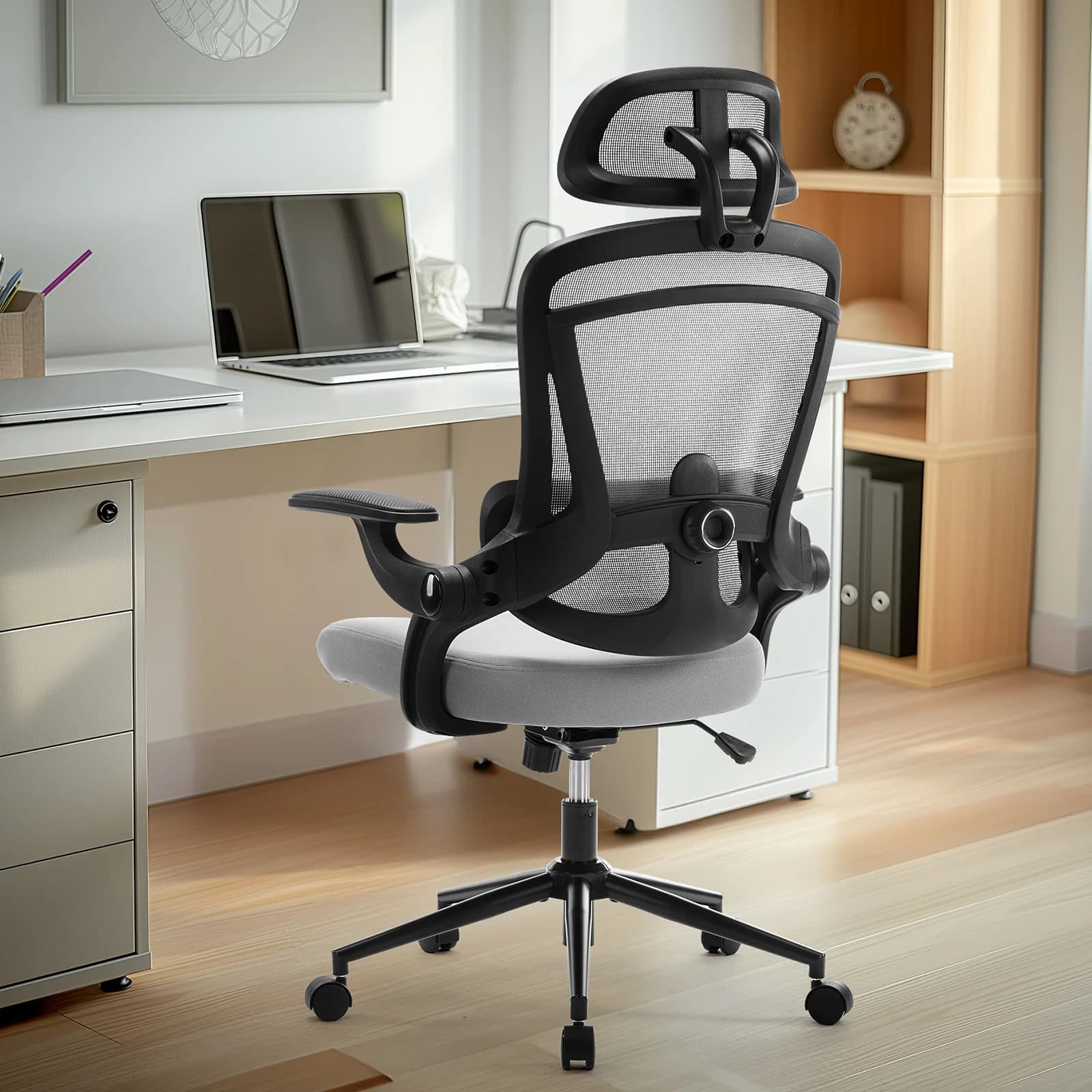 MCQ Office Computer Gaming Chair Ergonomic Flip Armrest Adjustable Headrests and Lumbar Support Mesh Chair For Office Home
