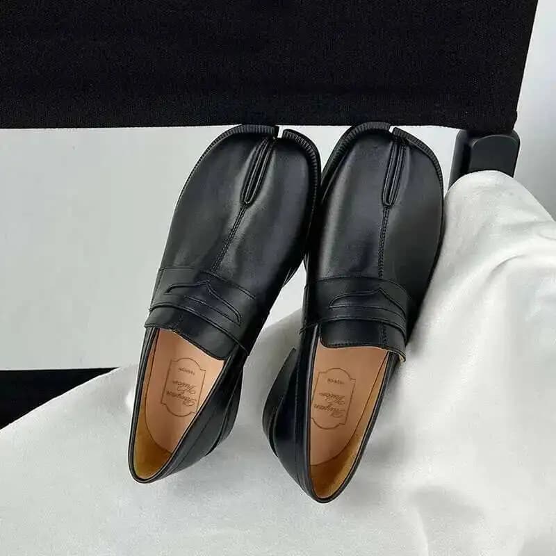Scarpe con punta divisa Mocassini Tabi da donna Scarpe da donna con plateau singolo Suola morbida in morbida pelle Scarpe casual basse in tinta unita