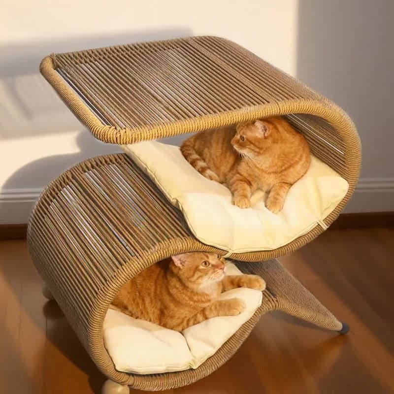 Lettini per Gatti Multifunzionali in Rattan a 2 Livelli con Cuscino Impermeabile, Tiragraffi e Supporto in Tubi di Ferro Resistenti