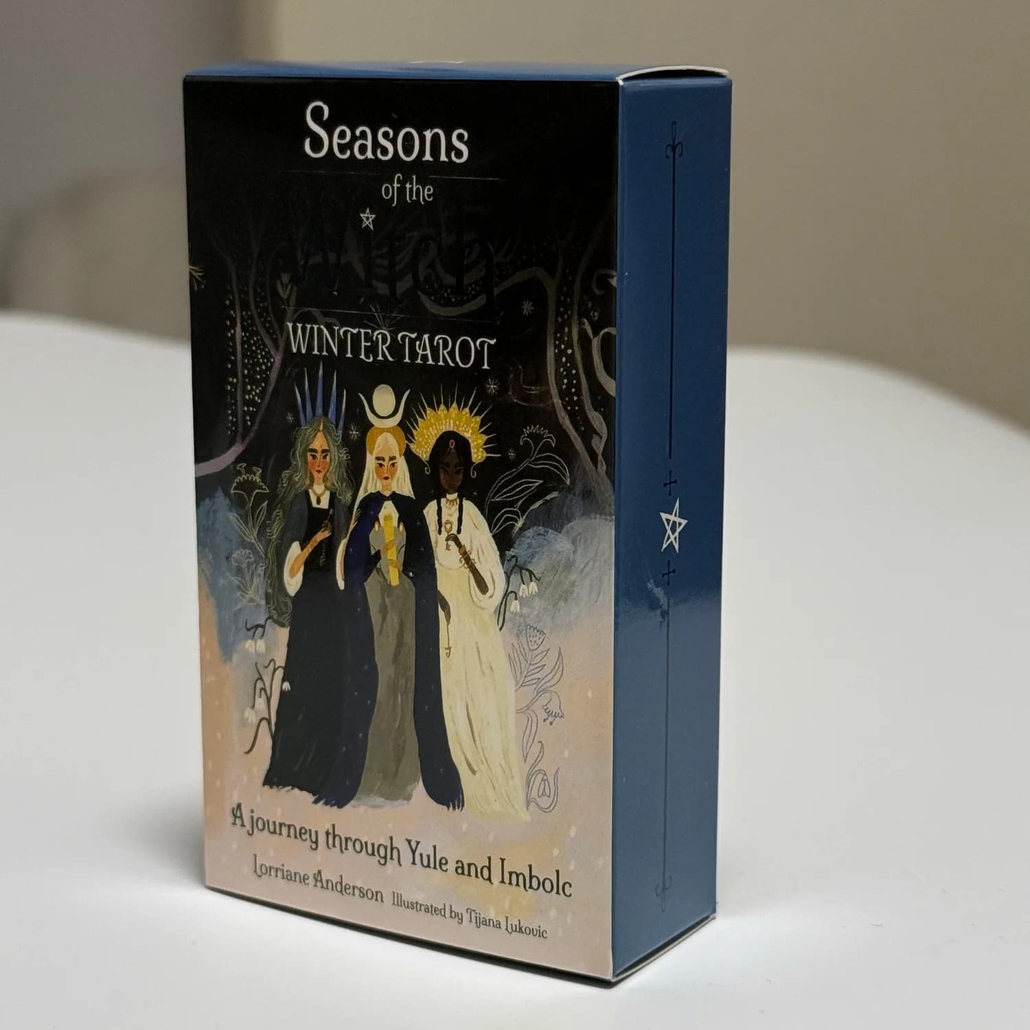 Seasons of The Witch: Winter Tarot Mazzo di 78 carte per Yule e Imbolc - Carte da gioco per divinazione con arte popolare
