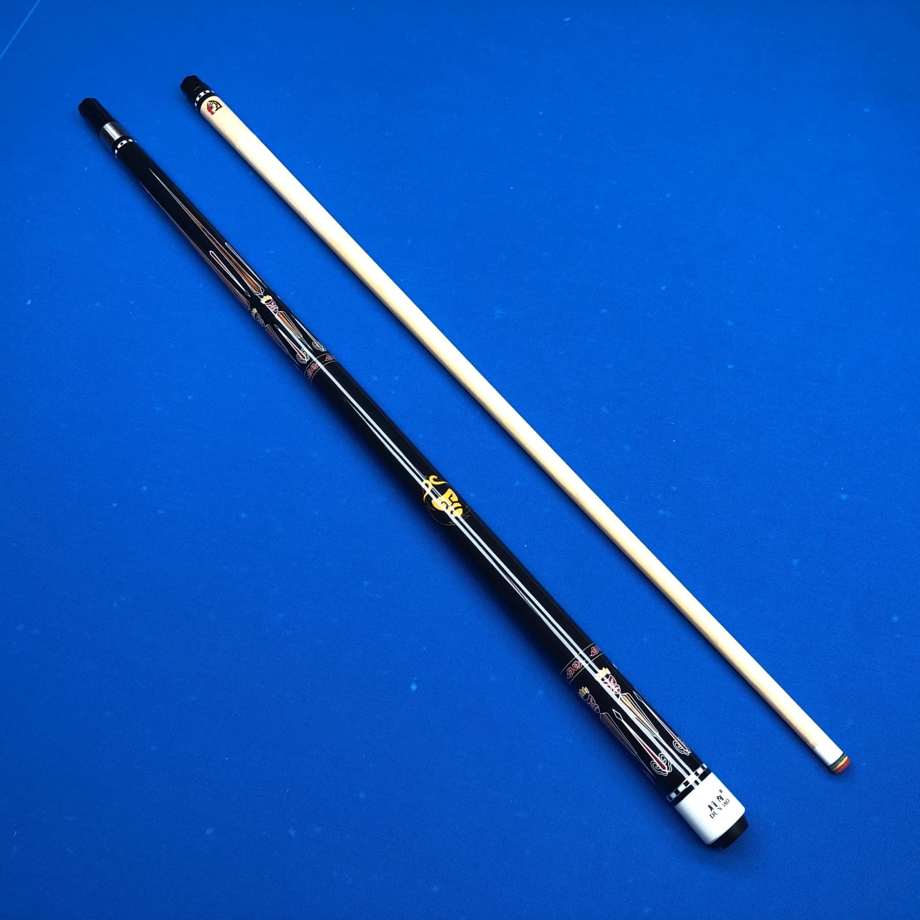 Stecca da Biliardo in Acero a Bassa Deflessione - Punta Arcobaleno Anti-Scoppio da 13mm, Design Divisibile in 2 Parti, Giunto Rapido in Acciaio Inox e Tappi Protettivi