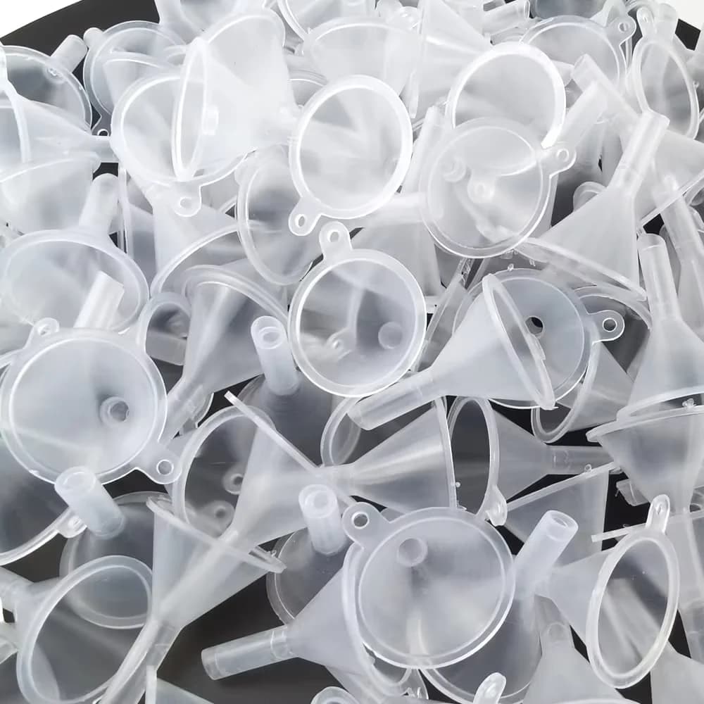 Mini imbuto in plastica trasparente, set di imbuti piccoli adatti per laboratorio, biberon, oli essenziali, profumi, spezie, polveri
