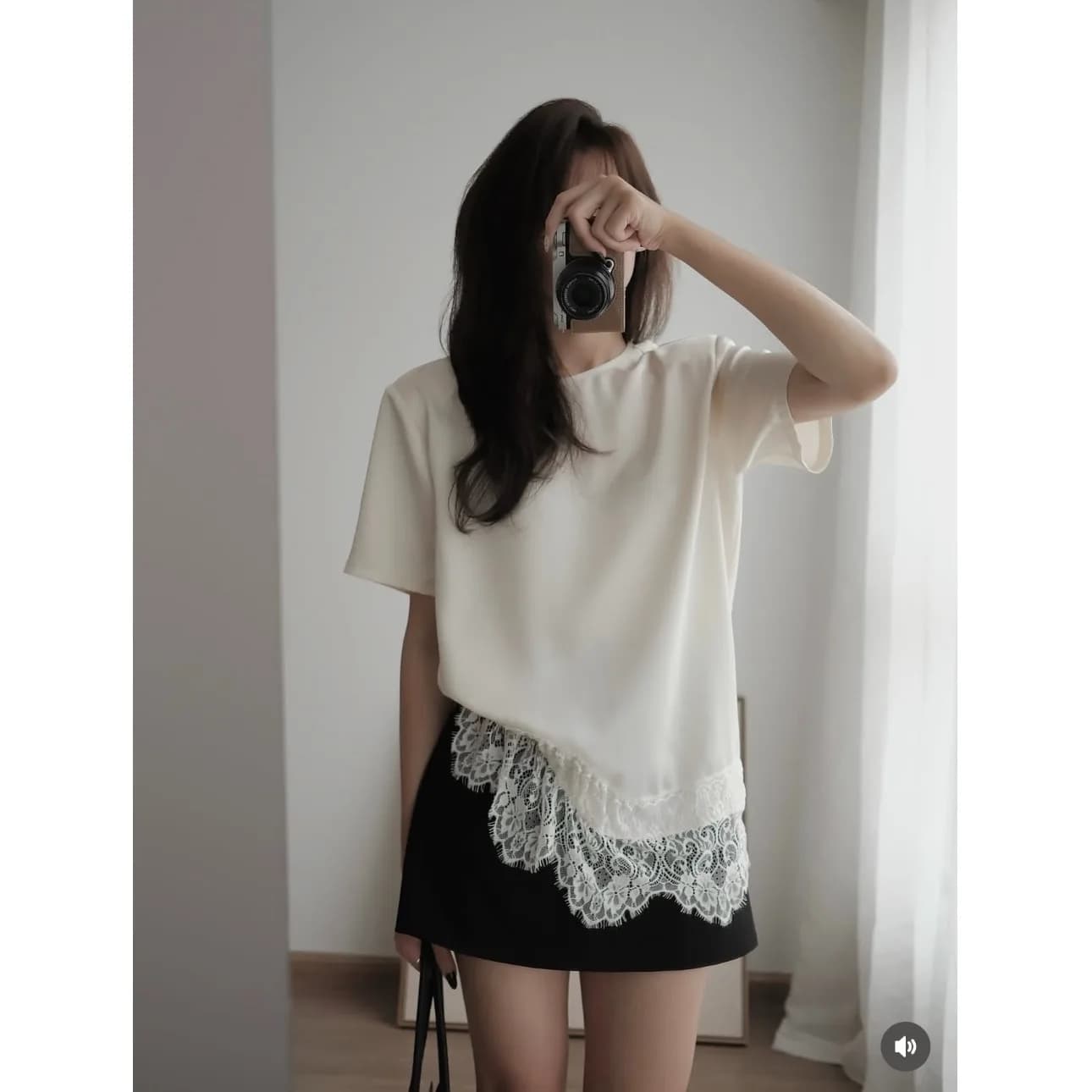 Summer 2026 Fashion Casual round Neck Lace Splicing Loose Versatile T-Shirt Elegant Simple Style Short Sleeve Women's Top