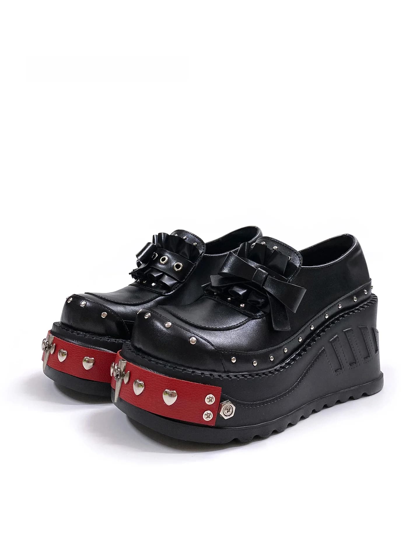 Gothic Style Thick Bottom Slip-On Shoes Women's Fashion Platform Loafers Heightening Summer 2026 New Dark Color Flat Heels
