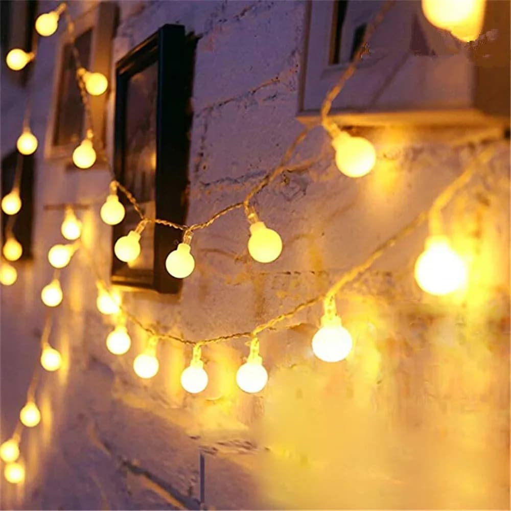 1.5M 3M 6M 10M LED Cherry Ball Ghirlanda Luci della stringa Flash Lampada natalizia per interni 10/20/40 Lucine a LED Batteria/USB Operato