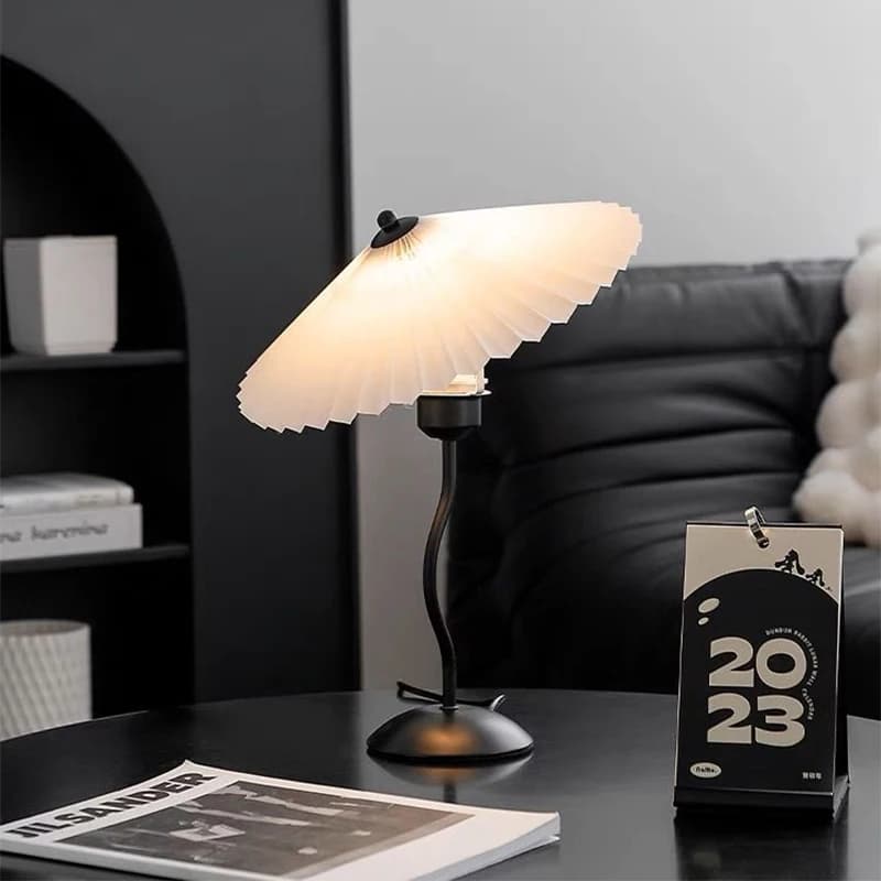 Lampada da scrivania a LED nordica camera da letto comodino soggiorno Retro Bar caffè sala da pranzo decorazione del Desktop lampade da tavolo a luce notturna