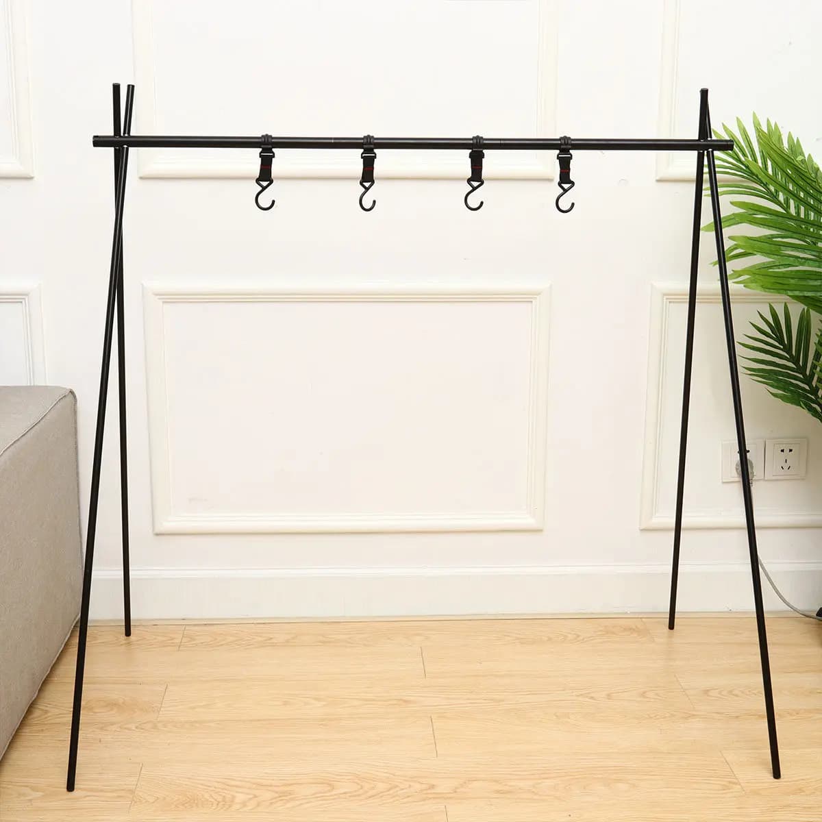 1Pcs Triangular Camping Tripod Outdoor Aluminum Alloy Foldable Hanging Rack Black Size L Portable Camping Bag and Clothes