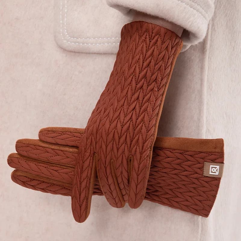 Women winter gloves to keep the touch screen warm, suede gloves, cycling, fashion, elegant temperament, windproof diamond grill
