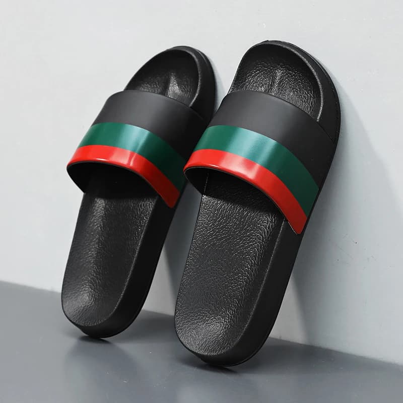 Fashionable men's and women's Slippers, inner slippers with soft sole, men's beach sandals with light EVA sole, men's summer garden slippers 48