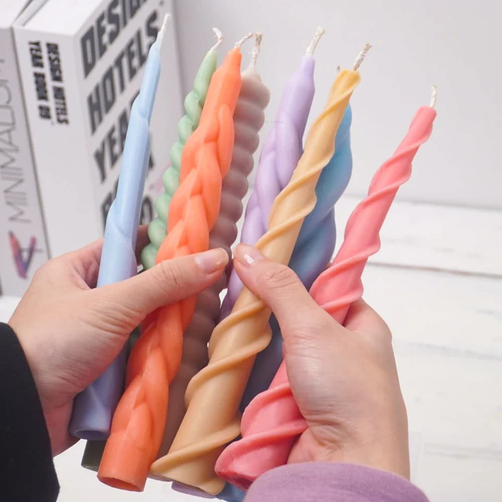 Stampo in silicone per candele geometriche Fai da te con asta lunga a spirale a forma di torsione Candele che creano forniture Stampi per cioccolato e sapone in resina Decorazioni artigianali per la casa