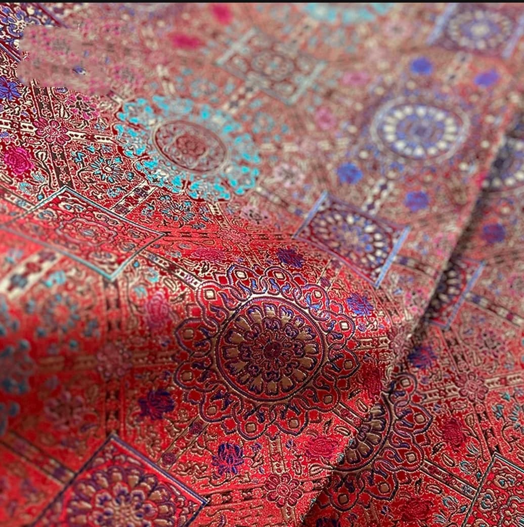 Chinese Red Pattern Brocade Jacquard Fabric Silk Weaving Fabric for Home Decor And Crafts