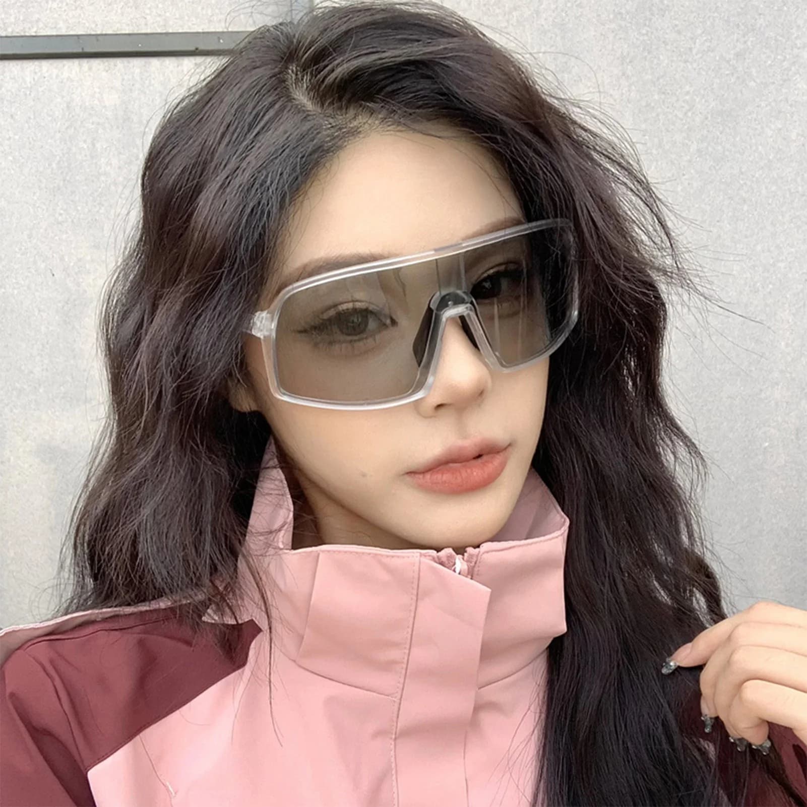 Sports Sunglasses with Anti-UV Protection, Photochromatic lenses, Cycling protection, Sunglasses with Color Change