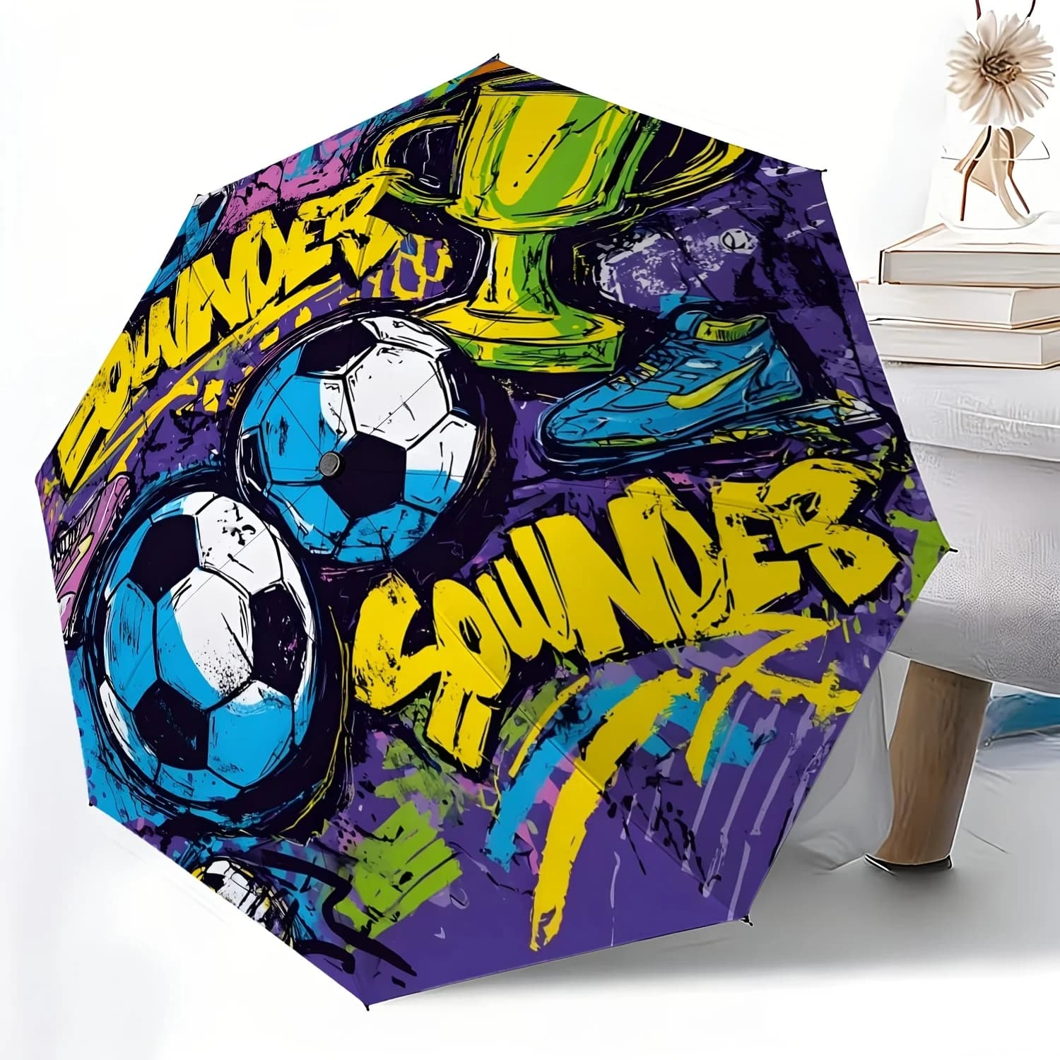 1 Pezzo Ombrello Pieghevole Portatile con Design Graffiti Sportivo a Tema Trofeo di Calcio, Essenziale per la Casa, Struttura Durevole in Ferro