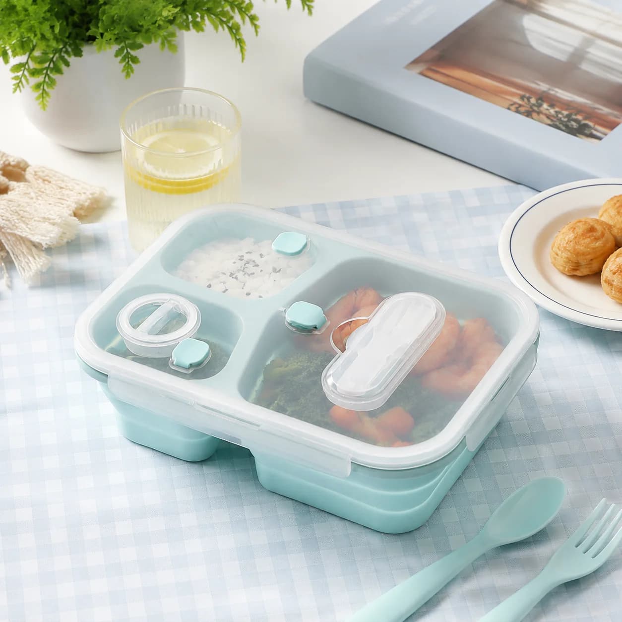 Collapsible Lunch Box Portable for Office Work Space Saving Silicone Food Container Leakproof Microwaveable Meal Prep Box