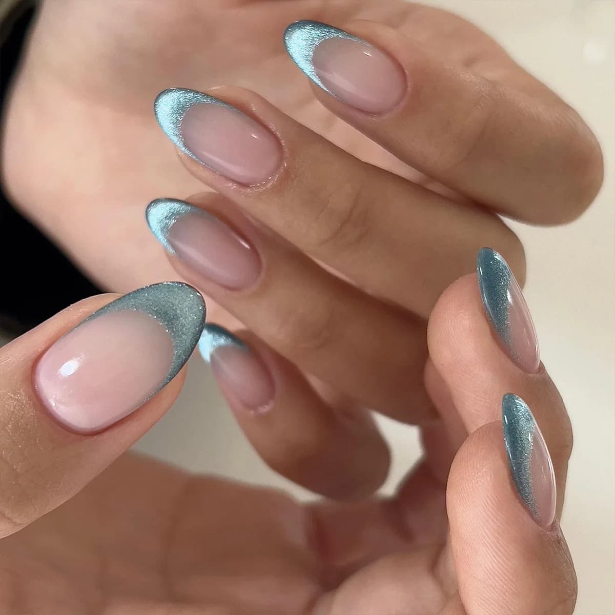 24 Pz/set Mandorla Press-On French Nail Tips Verde Cat Eye Unghie Finte Semplice ed Elegante Indossabile Nail Art per Le Donne e le Ragazze Da Indossare Quotidiana