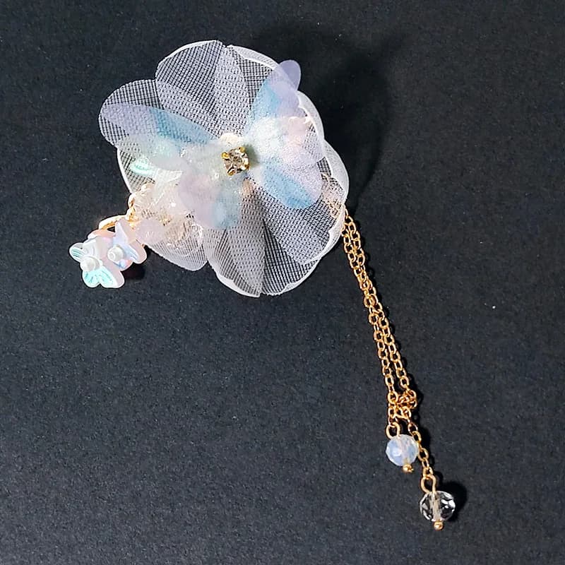 Hair clip with fairy tassel for woman Side fork with pearl butterfly flower Travel hair accessories for elegant and exquisite wedding parties