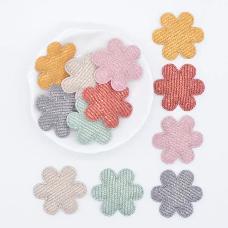 50 pezzi 33mm imbottito glitter panno fiore primaverile applique per cappello fai da te guanti vestiti leggings tessuto cucito toppe fatte a mano