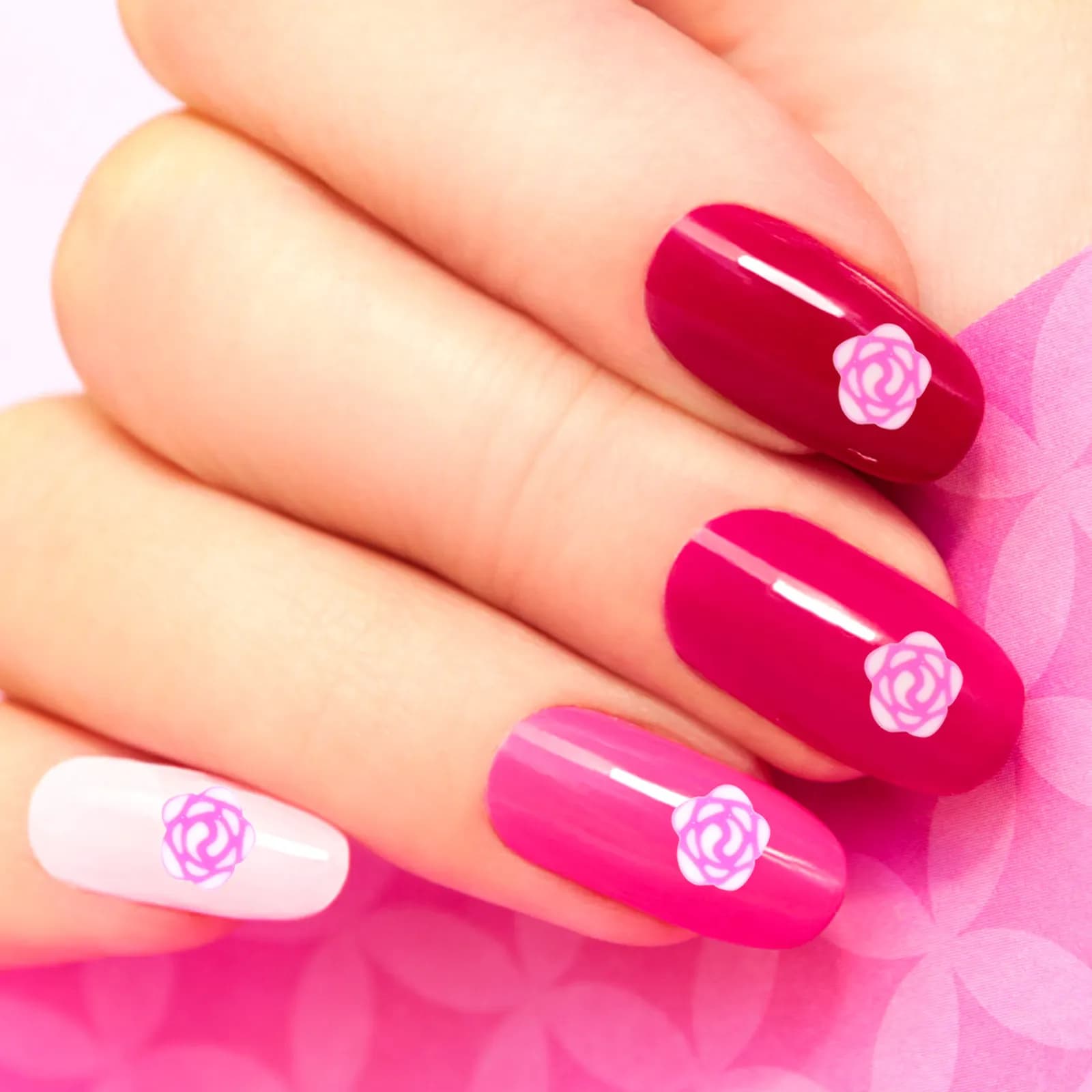 4 Scatole di Decorazioni per Unghie in Argilla Polimerica Fai-da-Te, Forme Creative e Luminose per Manicure, Creazione di Gioielli, Decorazione di Cover per Telefoni, Perline per Artigianato