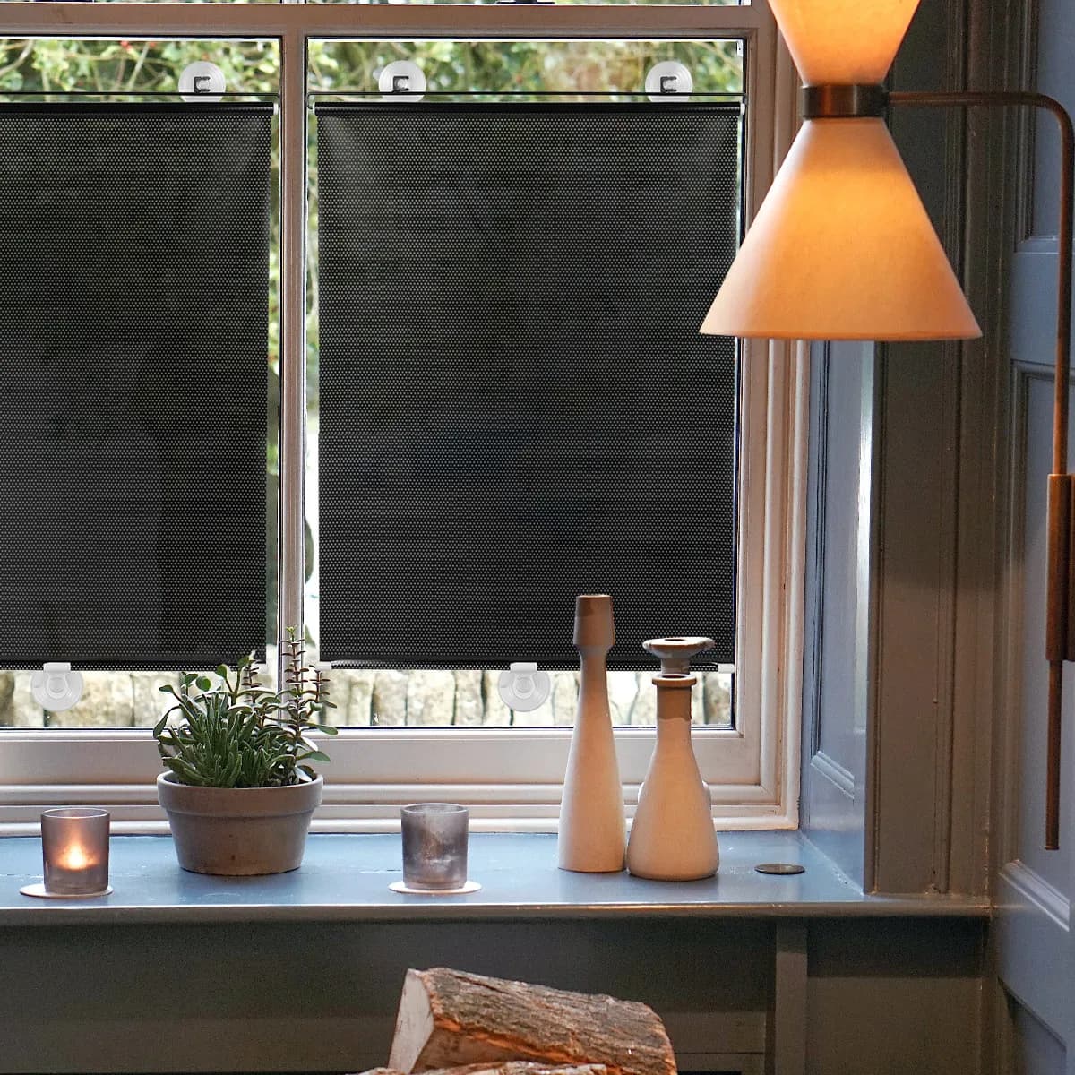 Tenda Parasole a Ventosa per Balcone, Oscurante Portatile Senza Foratura, Tenda a Rullo per Porta e Finestra, Rete Nera a Pois Senza Foratura