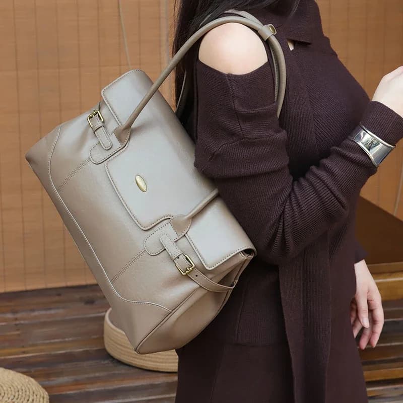 Women's Top-grain leather Underarm Bag Ladies Luxury Designer Genuine leather Handbags Large Capacity Commuting Tote Bags