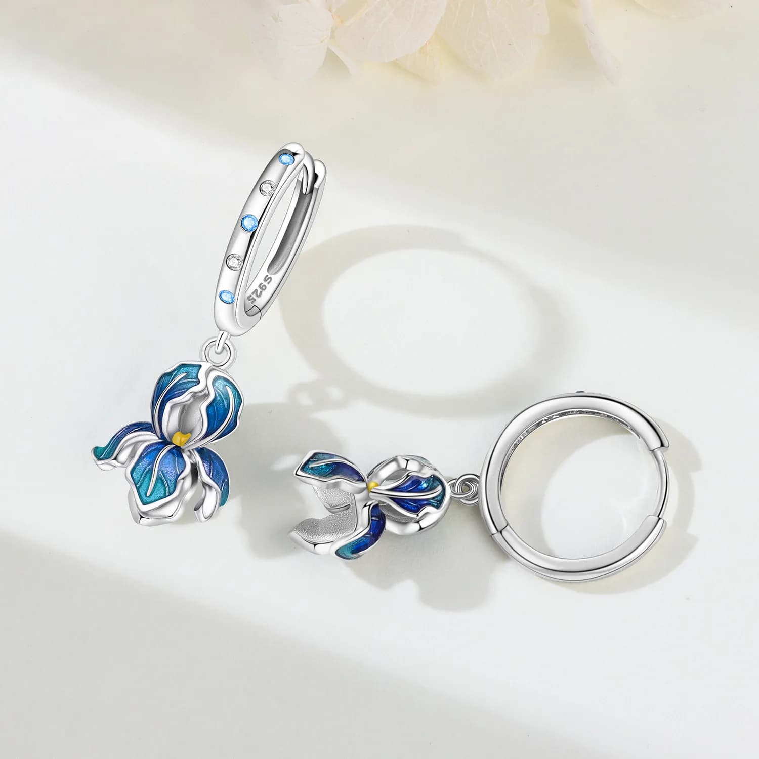 MISEFF Orecchini in argento sterling S925 Orecchini con iride blu Orecchini con orchidea a forma di farfalla Gioielli originali alla moda Regalo di compleanno per le donne
