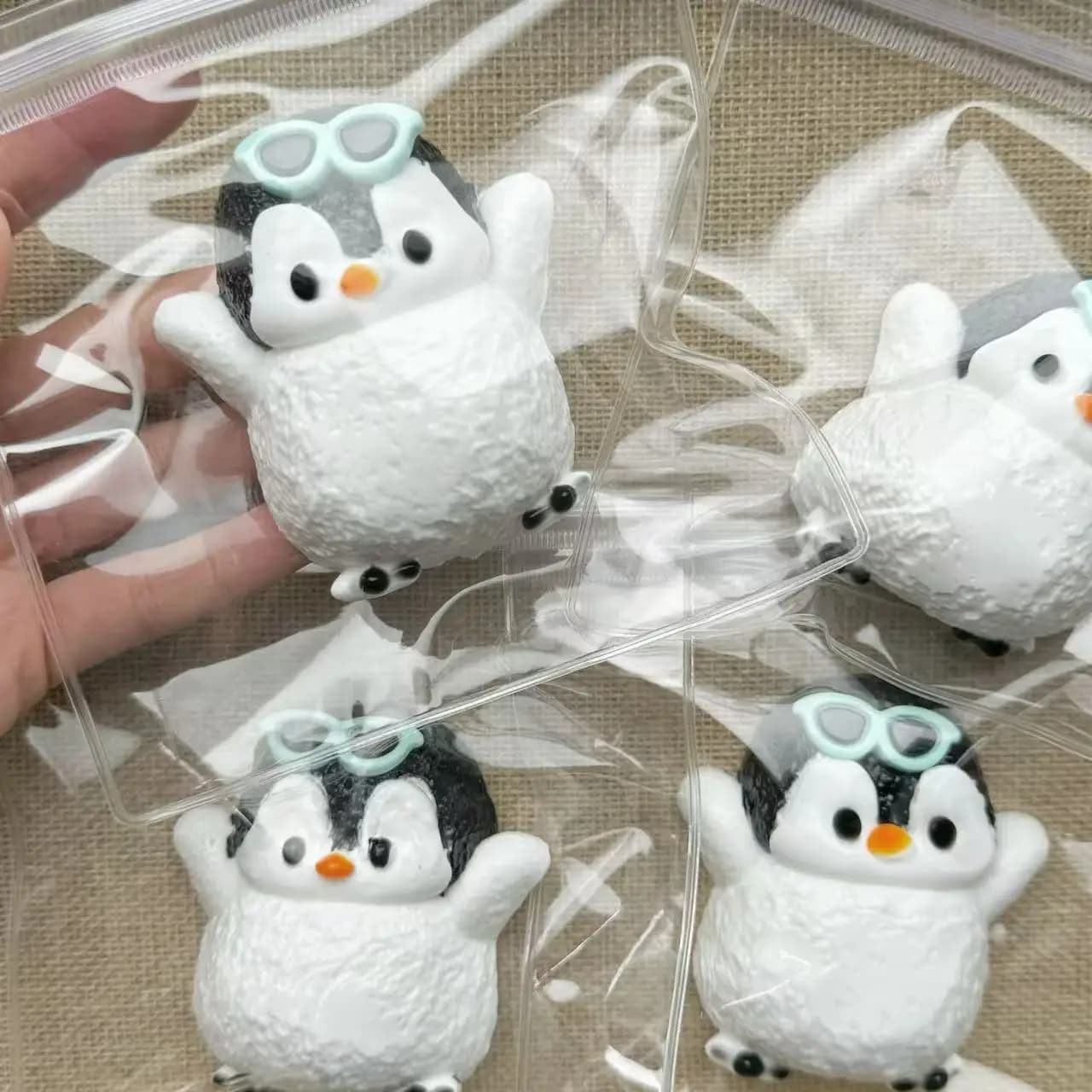 Giocattoli Antistress a Forma di Pinguino, Simpatici Animali Kawaii Morbidi e Schiacciabili, Giochi Sensoriali per Bambini e Adulti