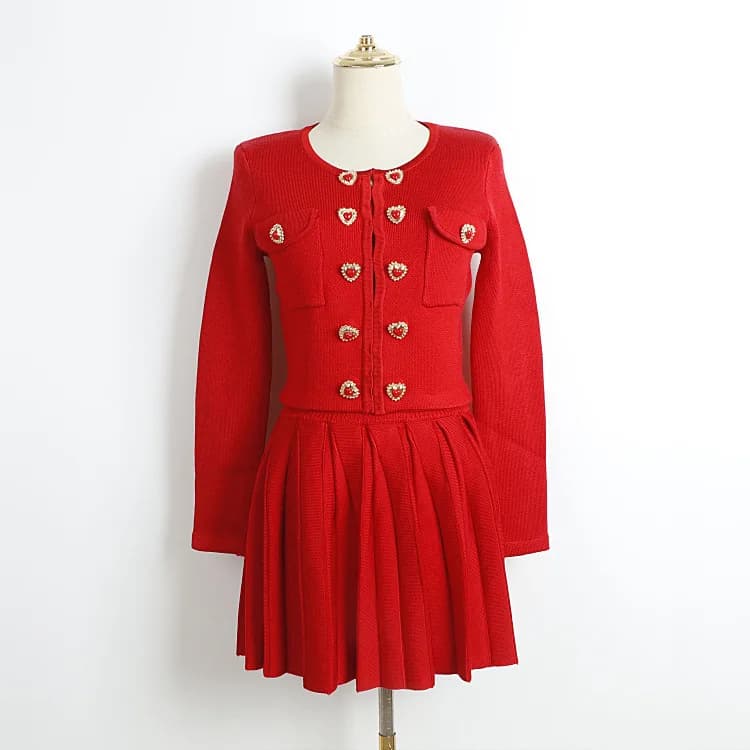 Abito in maglia a forma di cuore di lusso Set da due pezzi da donna 2025 Primavera Autunno Cardigan con bottoni dorati Giacca lunga gonne a tubino Abiti