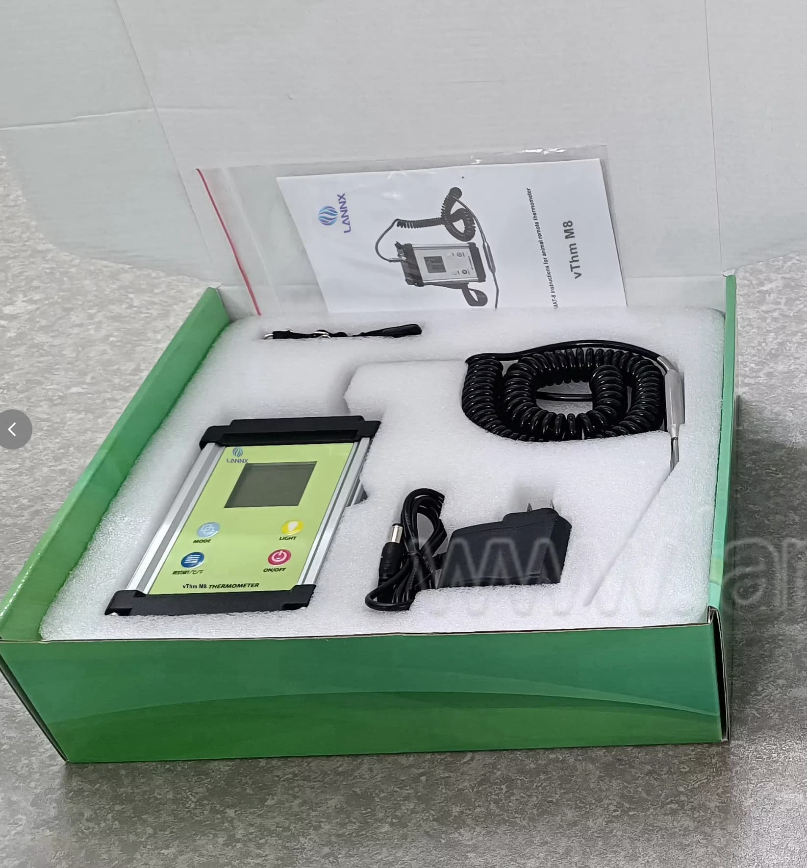 Termometro Elettronico Veterinario M8 per Cura degli Animali e Controlli Sanitari