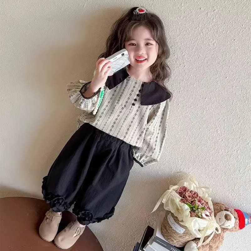 Vestito casual da ragazza versione coreana Primavera Autunno Camicetta con colletto per bambola in stile straniero Pantaloni in bundle Abito a due pezzi 90-140 cm
