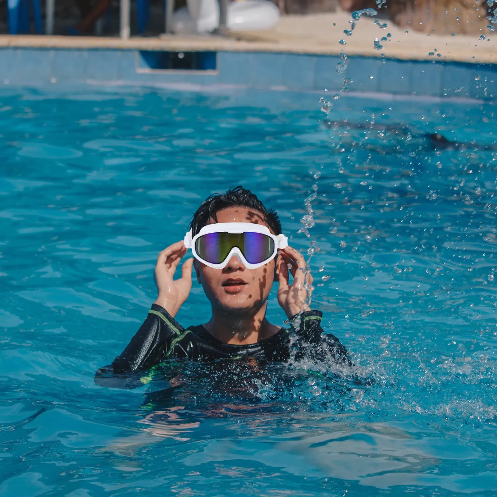 Waterproof Swim Goggles White Advanced Antifog Lens Easy Snap Fasten Eye Protector Diving Glasses Swimming Equipment