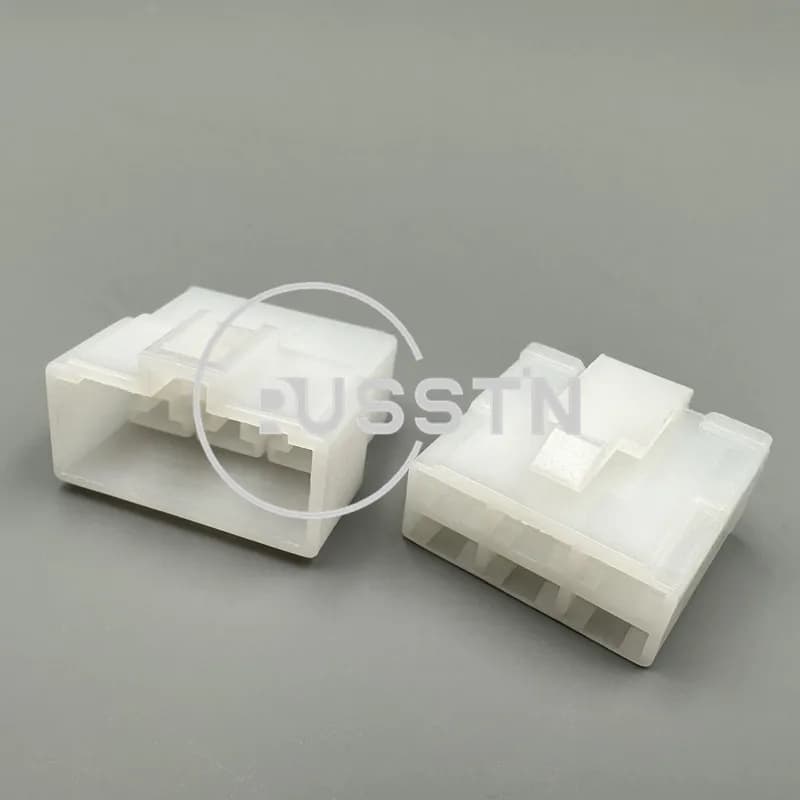 1 Set 6 Pin 6.3mm Cablaggio per auto Connettore Presa per automobile Gruppo CA con terminali