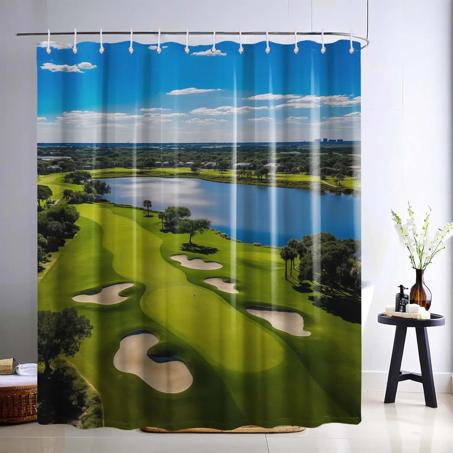 Tenda da doccia Golf, decorazione sportiva blu e verde per il bagno, con nuvole e cielo, impermeabile, con ganci