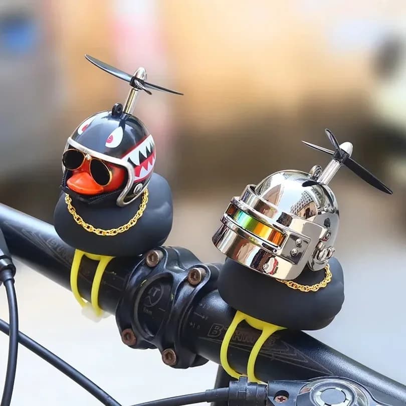 Piccola Anatra Nera con Casco e Elica, Campanello per Bicicletta, Moto, Scooter, MTB, Decorazione Universale per Bici