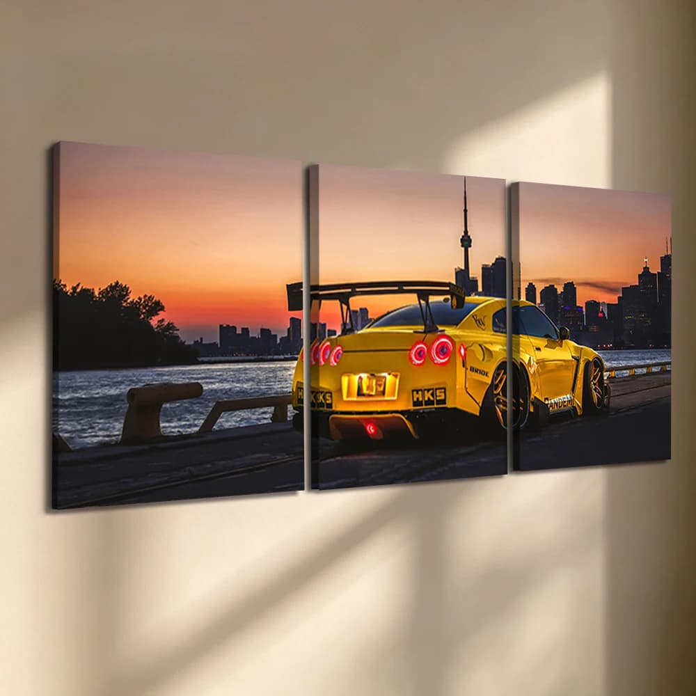 Set di 3 Quadri su Tela con Cornice in Legno, Stampa Tramonto Urbano con Auto JDM Gialla, Decorazione per Man Cave, Soggiorno, Camera da Letto, Garage, Ufficio, Casa