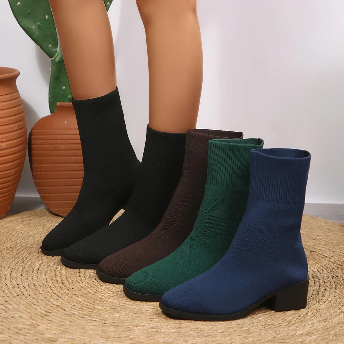 Thin and stretchy socks boots for women, 2026 autumn and winter new item, knitted plus size thick heel fashion boots for women
