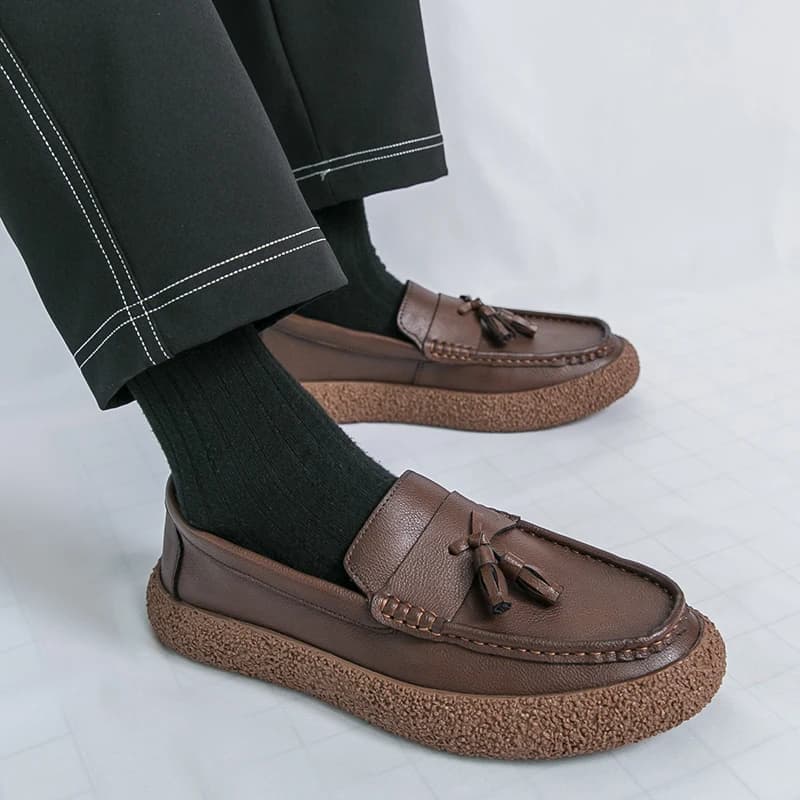 Men's Leather Moccasins Massage Soles Korean Style Fashionable Men's Work Shoes Flat Bottom Commuting Shoes For Free Time Versatile