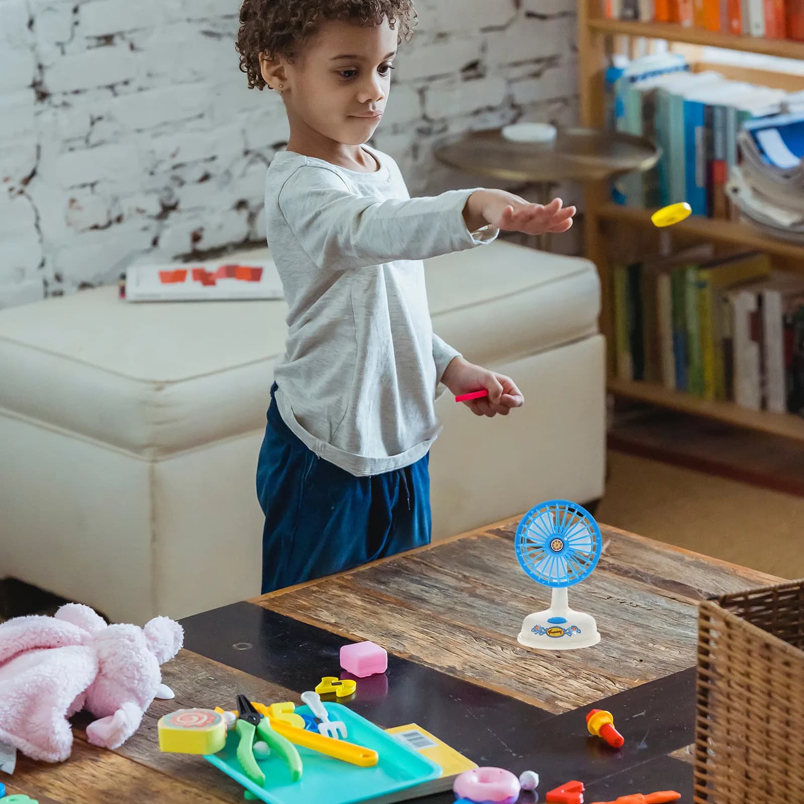 Mini Ventilatore Elettrico Simulato 1 Pezzo, Giocattolo Educativo Creativo per Bambini, Elettrodomestico Interattivo per Casa delle Bambole, Regalo per Giochi di Ruolo