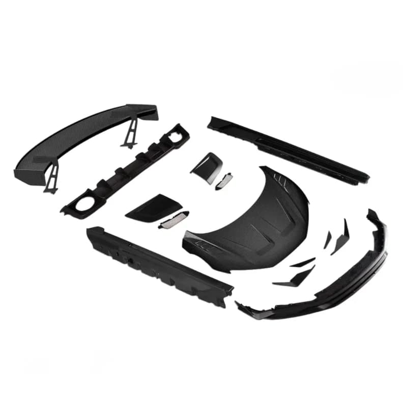 Kit Carrozzeria PK Style in Fibra di Carbonio Secca per Upgrade Audi R8: Labbro Anteriore, Diffusore Posteriore, Minigonne Laterali, Spoiler, Cofano