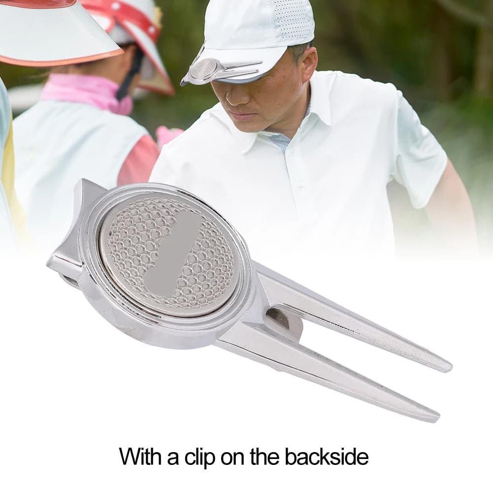 Strumento di riparazione per divot da golf, pulitore per scanalature per forcella verde con indicatore magnetico per palline da golf, clip per l'allenamento, accessorio per il golf