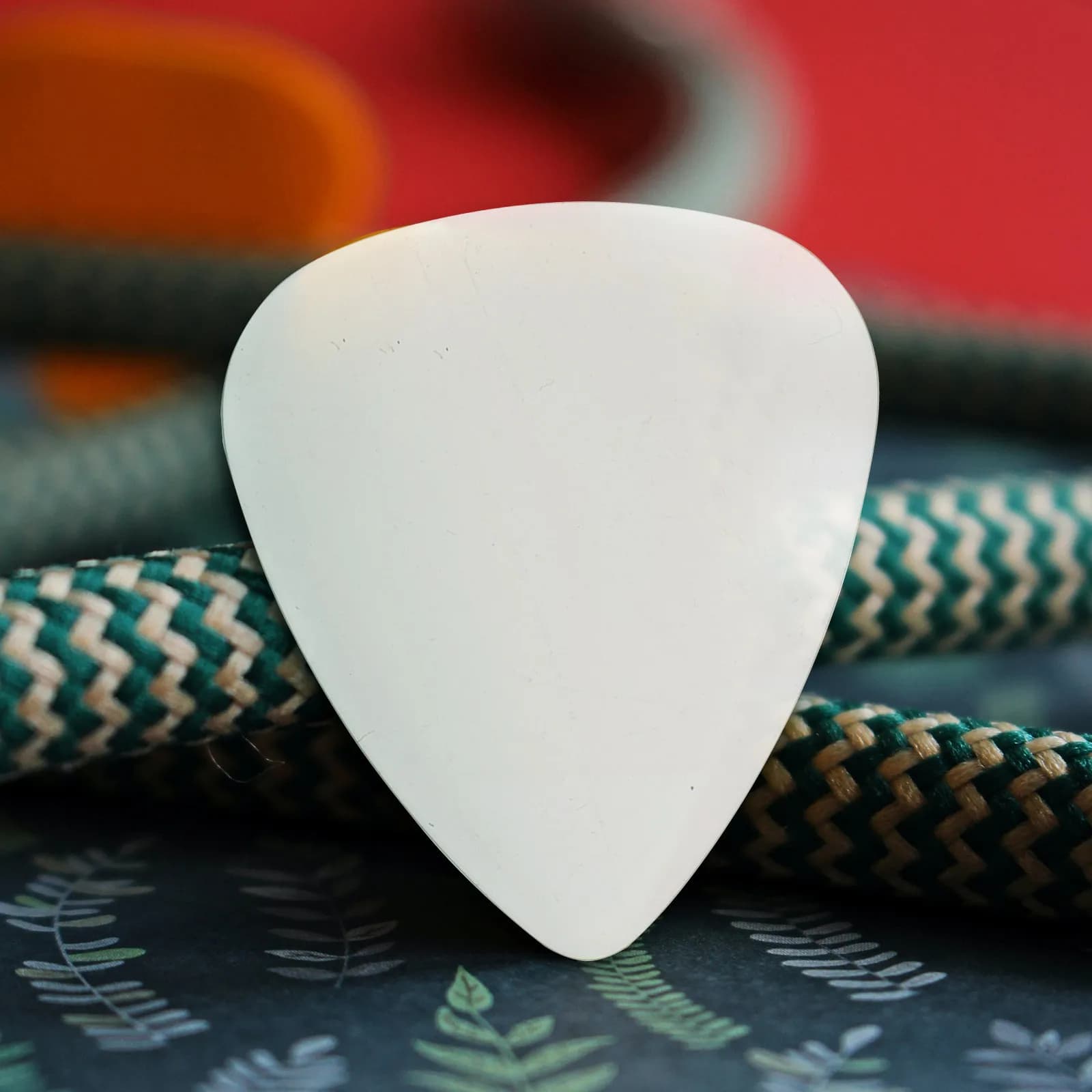 10Pcs Plastic Guitar Picks Transparent Sturdy Portable Personalized Fine Workmanship Guitar Bass Practice Accessories