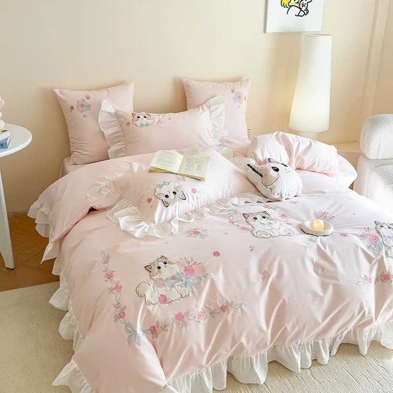 Set di biancheria da letto per cameretta bambina in puro cotone rosa con ricamo gatto cartone animato, 3/4 pezzi, stile INS, copripiumino e lenzuolo