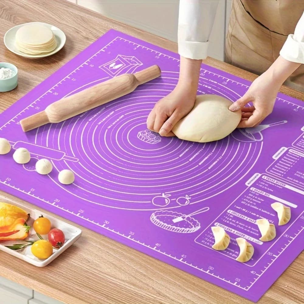 Plastic dough mat for food with measuring instrument, anti-slip, easy to clean, non-stick, reusable, kitchen tool.