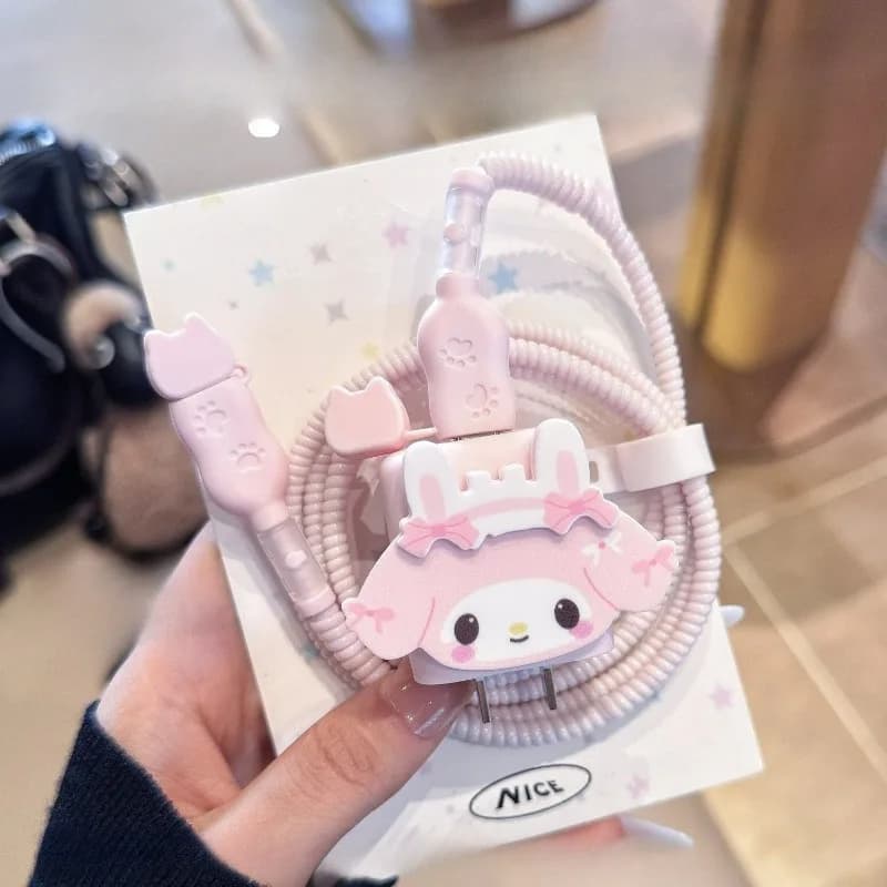 Charging cable protection Anime Sanrio Melody Cartoon Kawaii, Adorable Copri-Caduta Data for iPhone 17 16 Pro, Decorative accessory