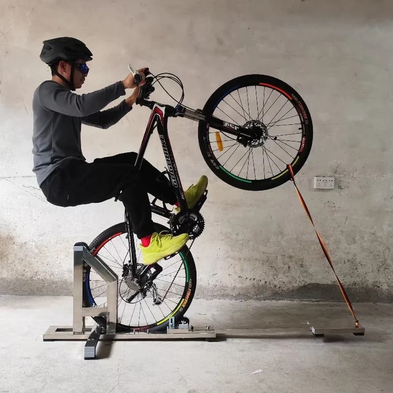 Scaffale per esercitazioni Head-up per mountain bike Pattinaggio a rotelle posteriori e ruota posteriore Equilibrio Allenamento Scarpe da ginnastica per biciclette Parti di biciclette
