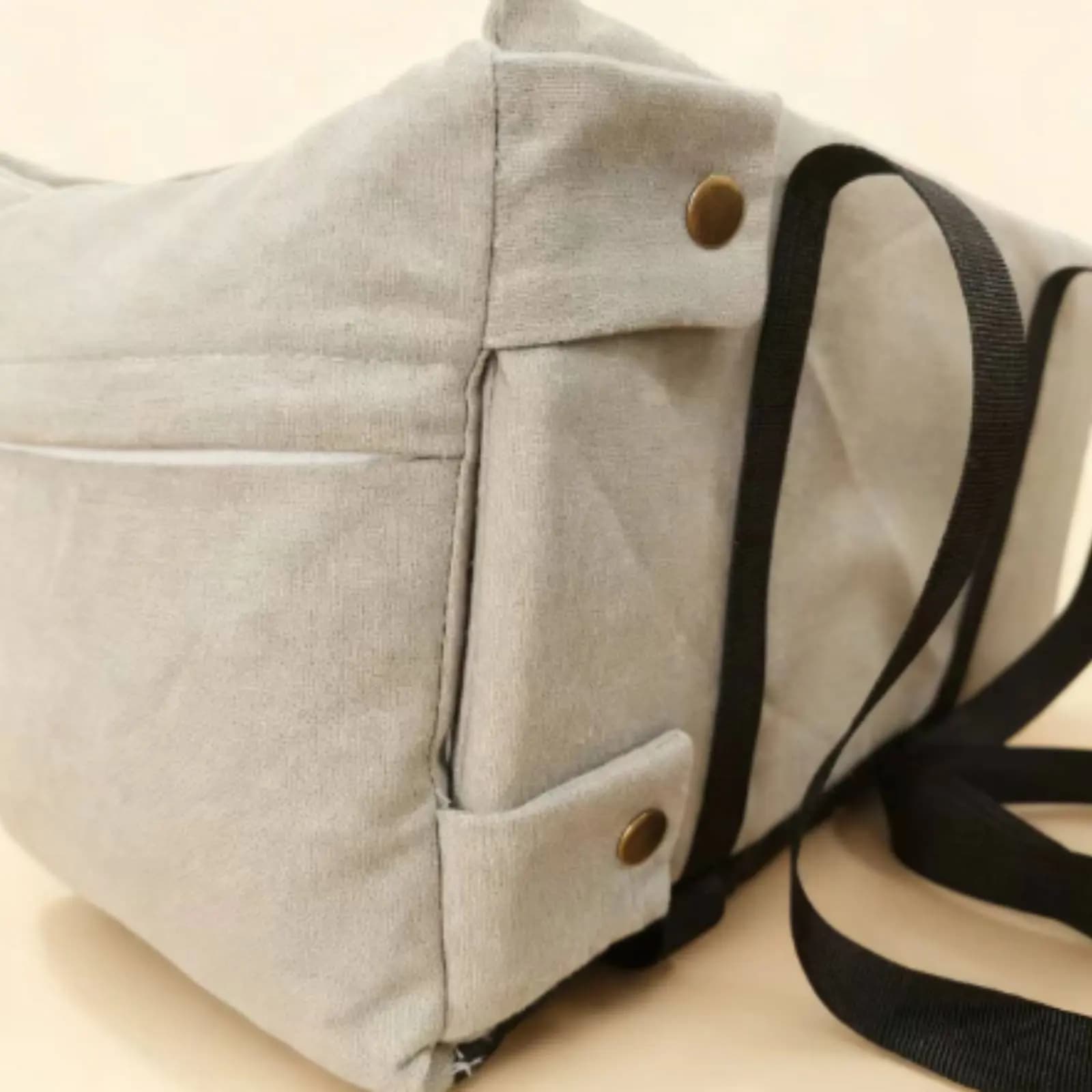 Cuccia per Animali da Auto con Cinghia di Sicurezza, Sedile Centrale per Cani, Borsa Trasportino Portatile per Cani, Uso Versatile per Compagni Felini