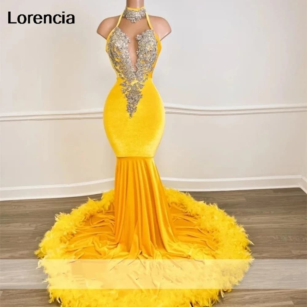 Abito da ballo a sirena in velluto giallo personalizzato per ragazze nere Perline di cristallo Strass Piume Abito da festa Robe De Soiree YPD67