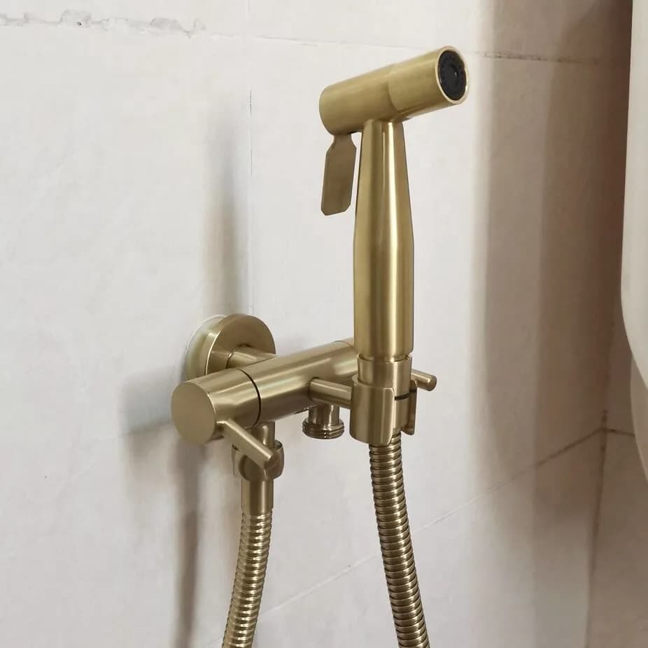 Set doccia con getto per bidet bidirezionale Kit doccia con spruzzatore per WC Rubinetto per bidet, nichel spazzolato, colore oro rosa spazzolato
